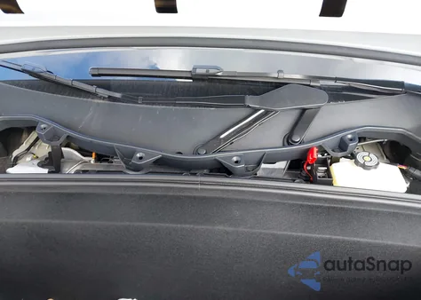 2024 Tesla Model X from USA, damaged, VIN 7SAXCBE59RF433324